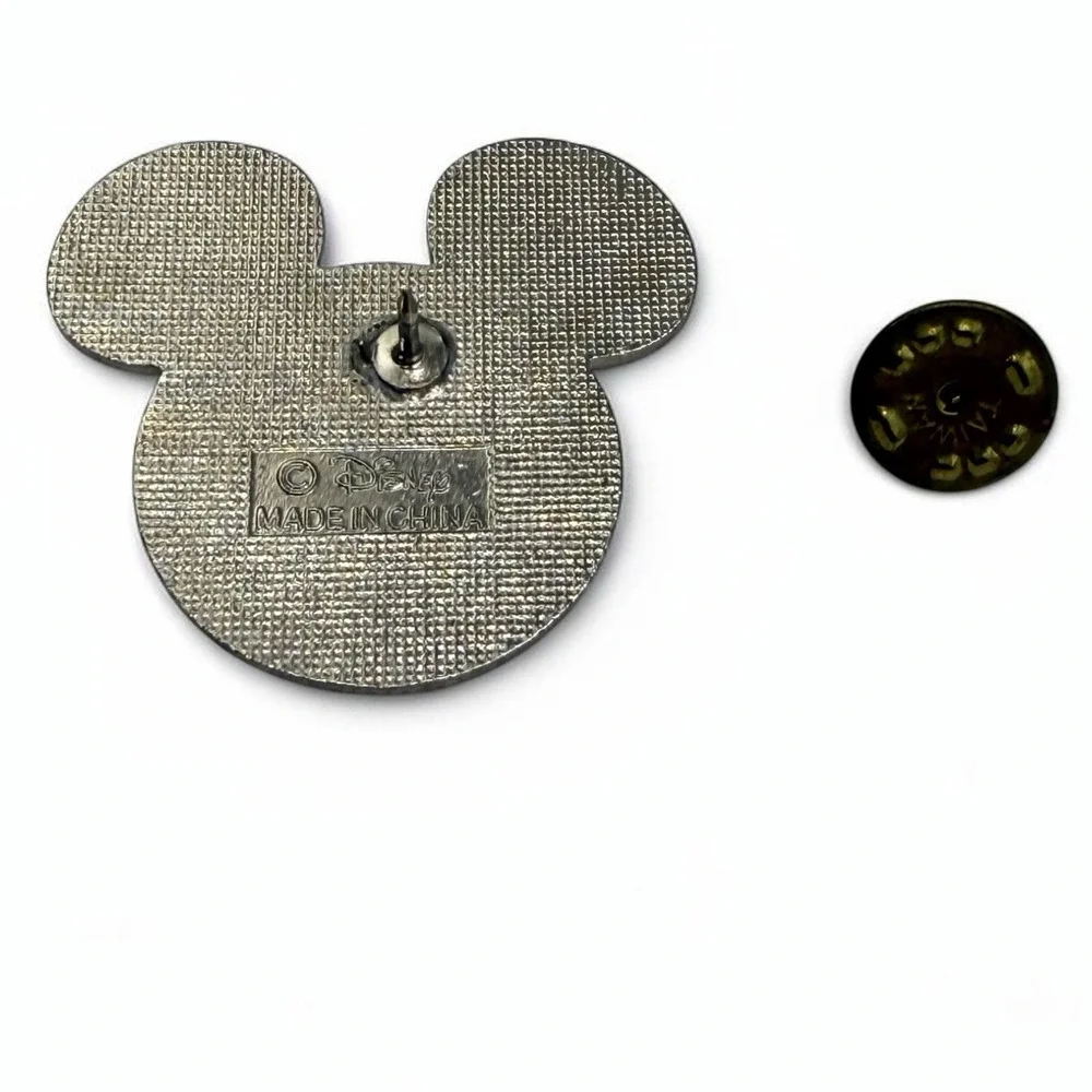 Disney Epcot Norway Flag Mickey Mouse Icon Trading Pin World Showcase
